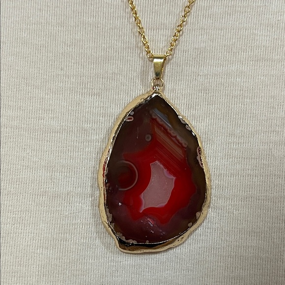 Glamorous Gold and Red Agate Necklace - Picture 1 of 8